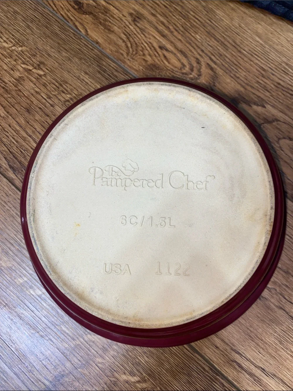 The Pampered Chef Ceramic Covered Casserole in Deep Berry Red Cranberry